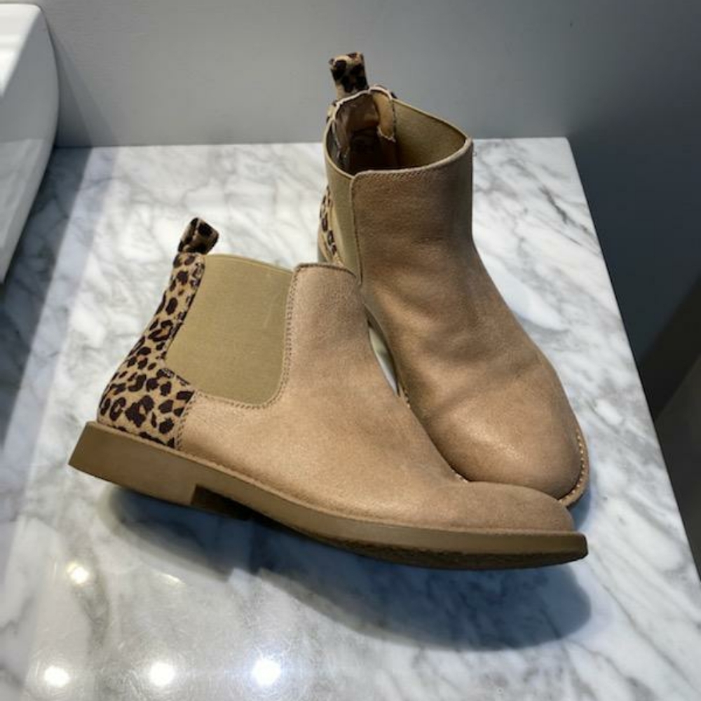 Ankle boots